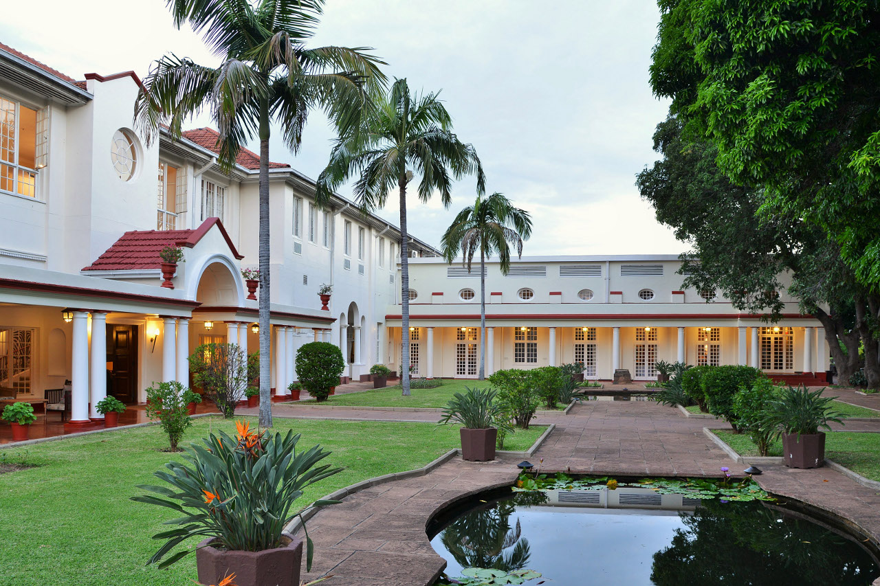 Victoria Falls Hotel